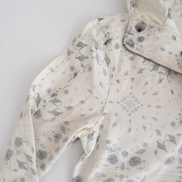 SER.O.YA Braxton Cream Sea Shells Hoodie  Pullover Denim Jacket S NWT - Picture 10 of 13